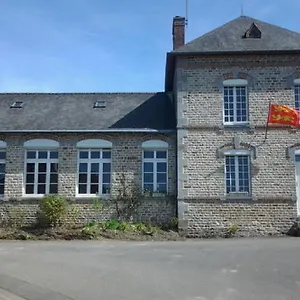  Hébergement de vacances La Petite Ecole De La Baie France